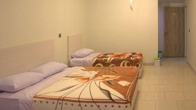 اتاق سه تخته 4 هتل آراد تهران